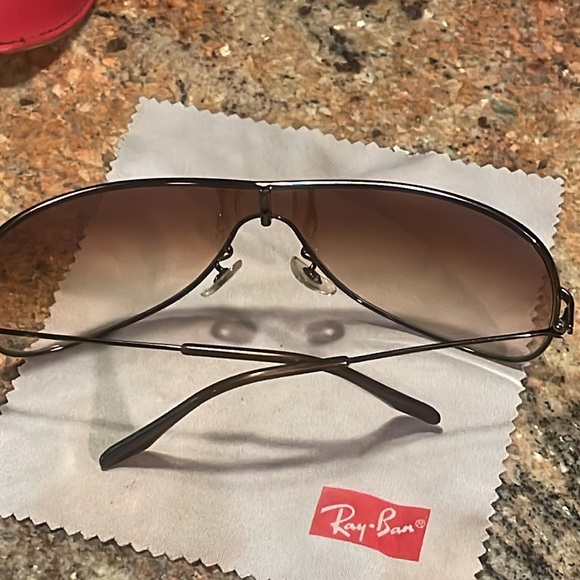 Ray ban sunglasses - Picture 7 of 11